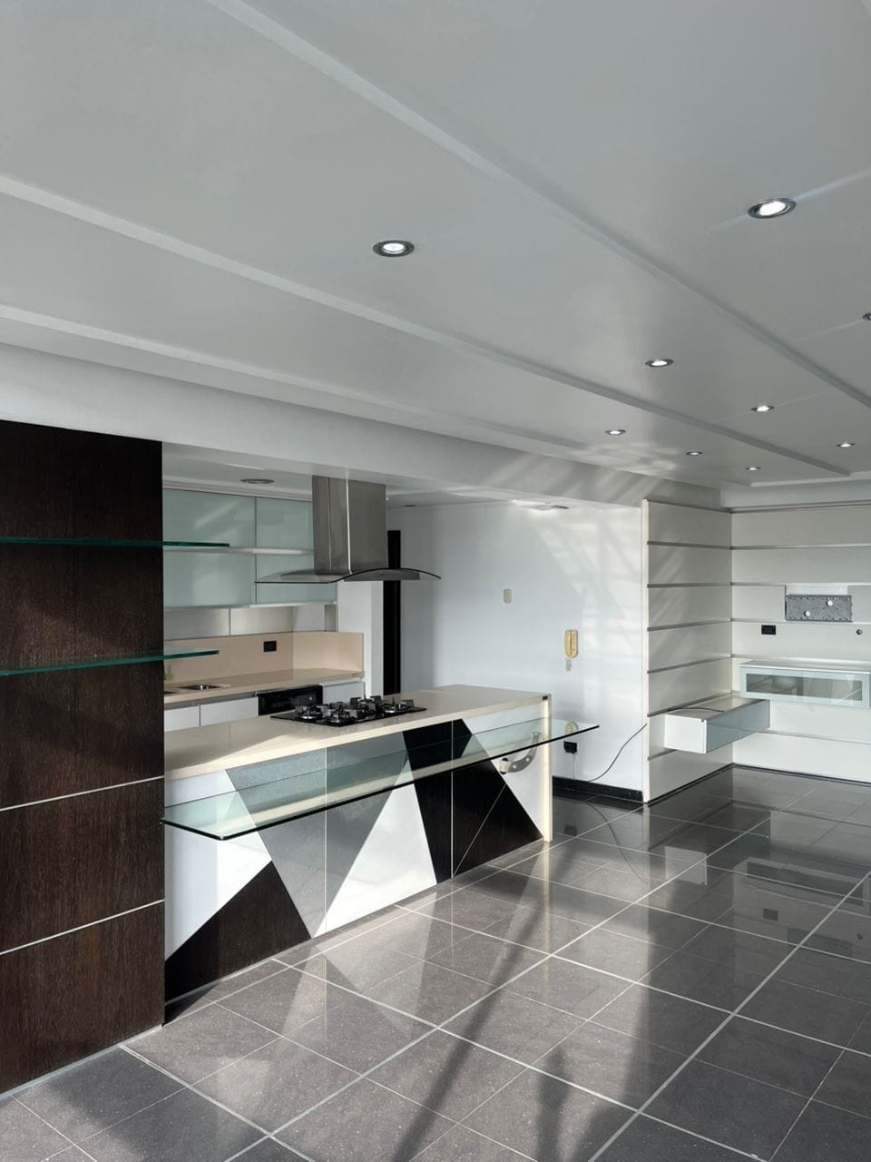 Incredible Apartment For Sale - Urb La Trigaleña-Resd Portales de Shalimar